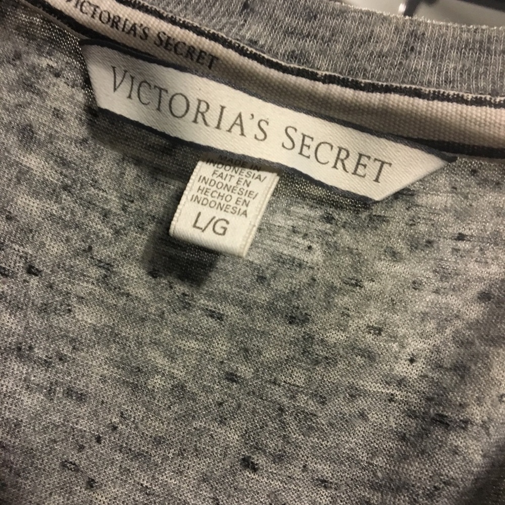 VS T-shirt